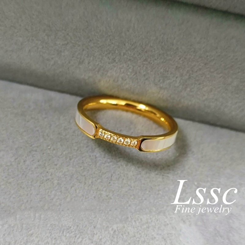 Cincin Titanium Wanita Berlian Emas 18K Anti Karat Mewah Elegan Aksesoris Perhiasan Korea