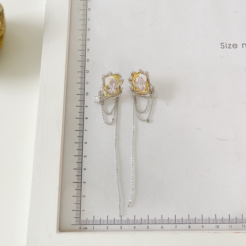 Anting Tusuk Gantung Hias Zircon Besar Gaya Vintage Untuk Wanita