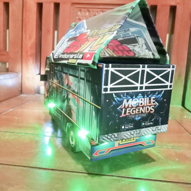 miniatur truk oleng biru mobile legend fariasi full lampu terpal