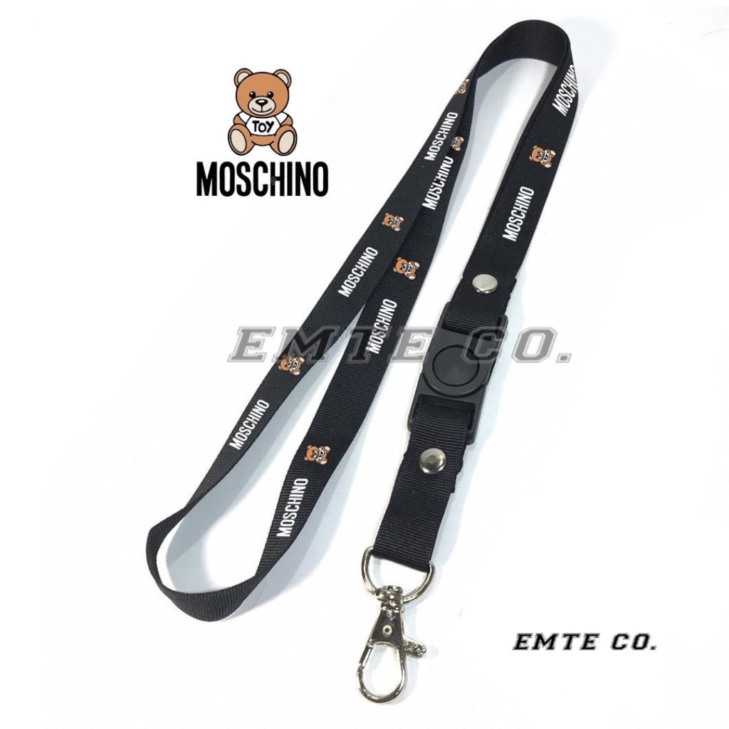

Tali Lanyard BRAND DISTRO MOSCHINO BEAR / TEDDY BEAR / BERUANG / INTERNATIONAL GANTUNGAN KUNCI/GANTUNGAN ID CARD/GANTUNGAN POD Best seller COD