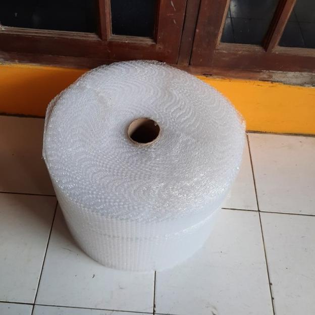 

Bubble Wrap Roll 30 cm x 50 m - Hitam