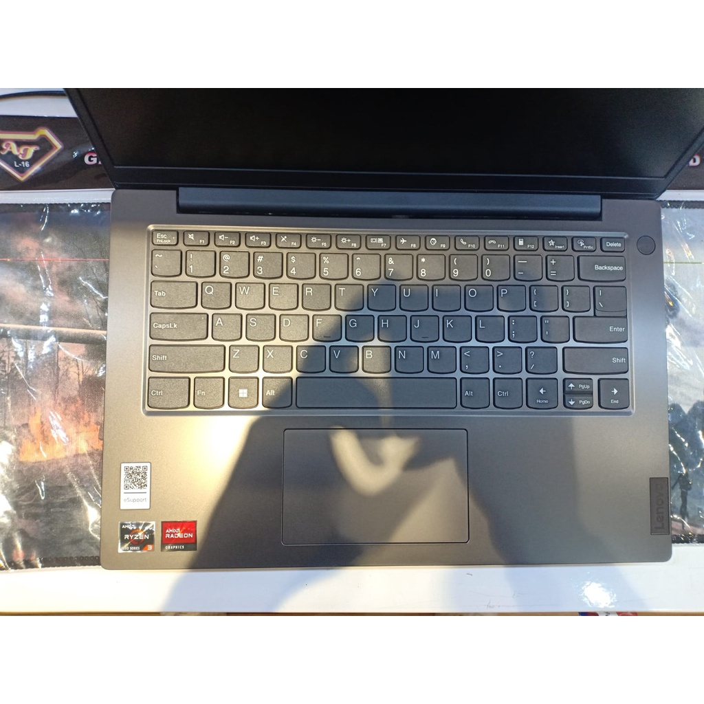 LAPTOP DESAIN LENOVO V14 G2 AMD RYZEN 3 5300U 20GB 512GB SSD VEGA 6 14 HD WIN11HOME TERLARIS