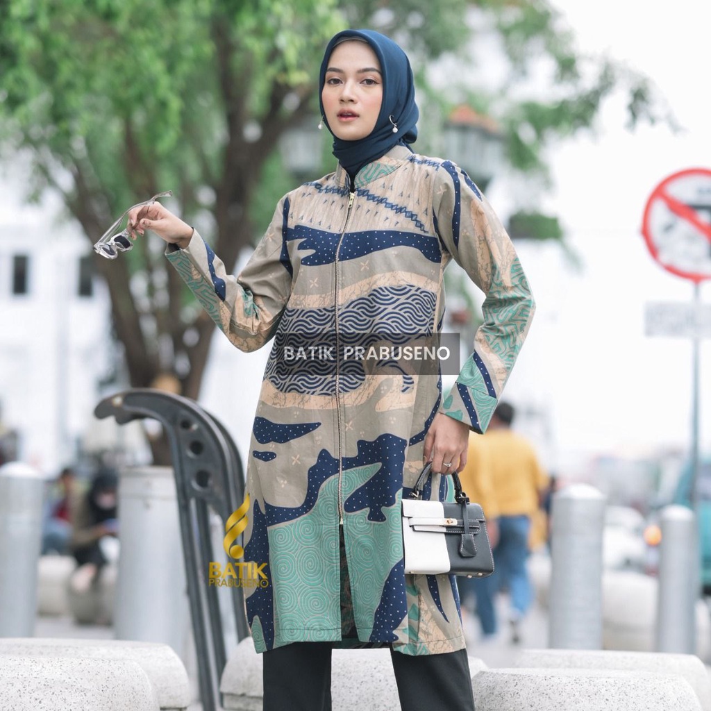 Batik Prabuseno - GANDARI HIJAU Tunik Batik Wanita Lengan Panjang