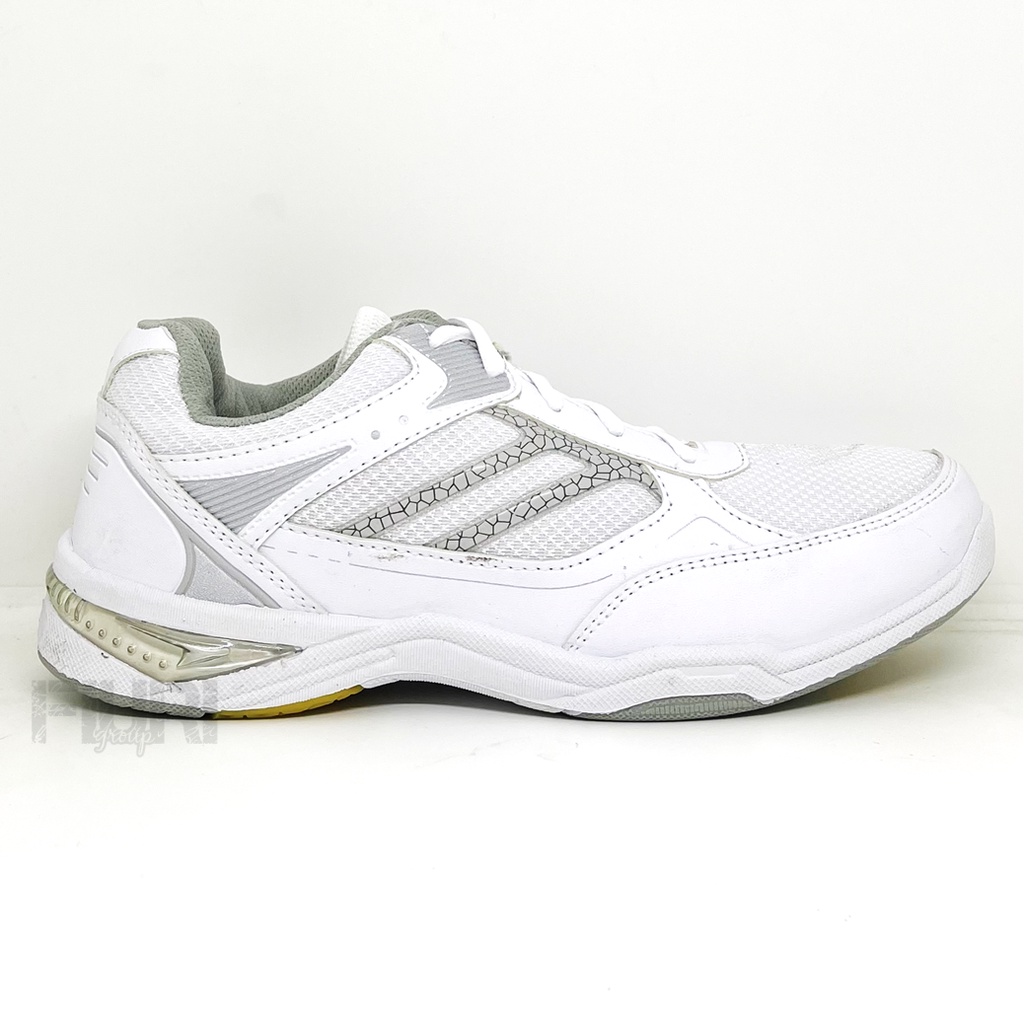 FIURI – Pro ATT Original - WP 5500 PUTIH ABU-ABU 39-43 - Sepatu Kets Pria - Sepatu Sneakers Pria - Sepatu Olahraga Sport  Pria - Sepatu Badminton tekstil - Sepatu Jogging Lari Running Fitness Gym Pria - Sepatu Laki-Laki Cowok - Sepatu Sekolah Bertali