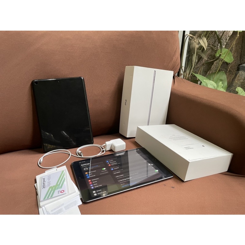 SOLD IPAD 7 resmi ibox fullset 32gb wifi only preloved second bekas