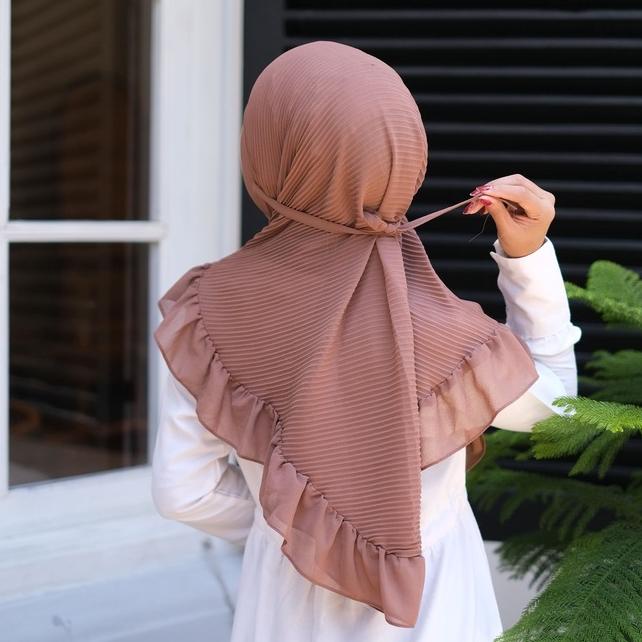 Jilbab Bergo Pet Plisket Rempel Tali Ceruty Babydoll • IDN.18Oc22ᴵ