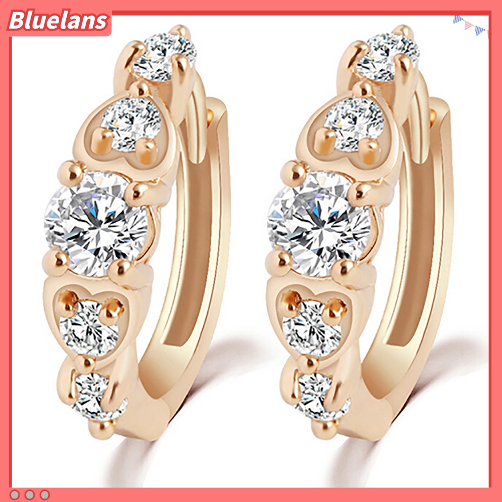 Anting Klip Lapis Emas Bentuk Hati Aksen Berlian Imitasi Untuk Wanita