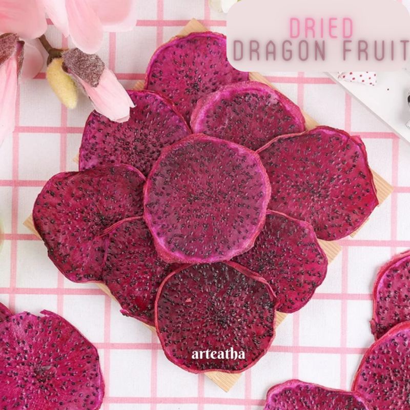 

Dried dragon fruit / buah naga kering iris/dehydrated ( tidak kriuk/bukan kripik)