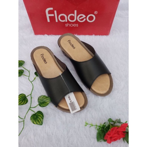 SALE  sandal ibu ibu wedges fladeo Murah