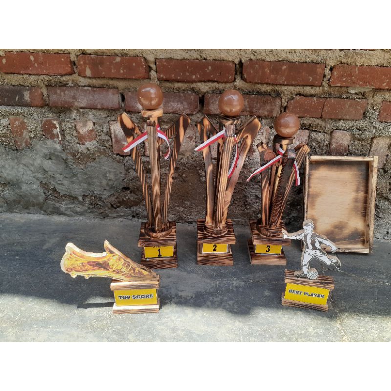 Jual Piala Kayu Shopee Indonesia