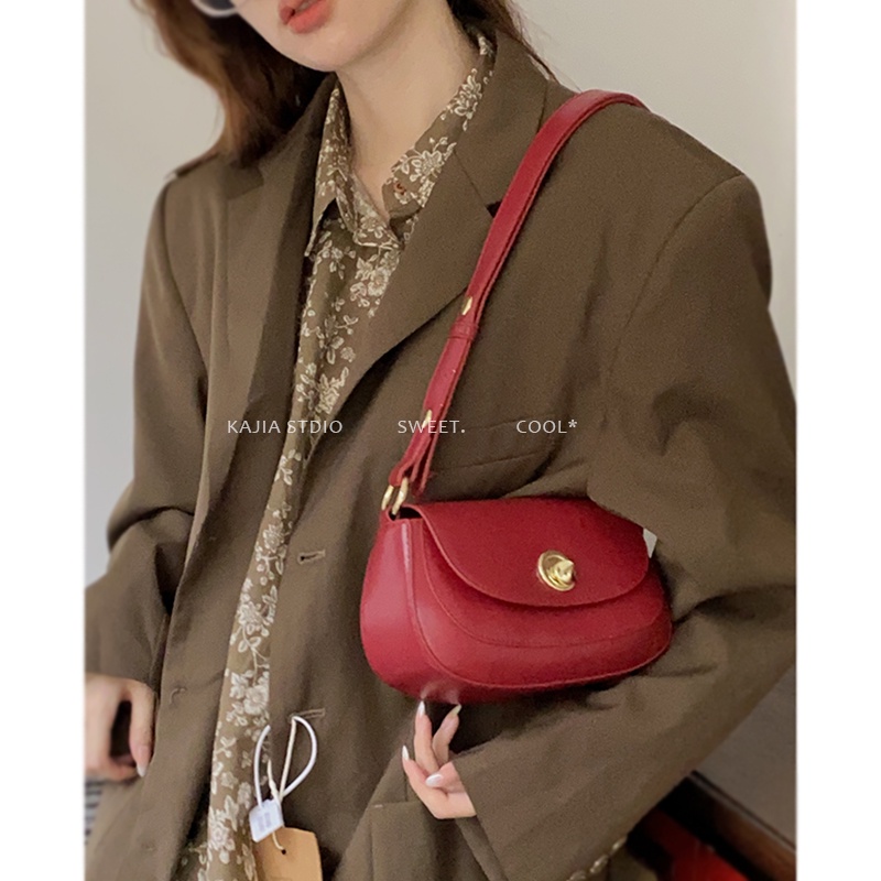 Suhao tas merah wanita musim panas 2022 baru niche fashion retro tas ketiak high-end all-match ins messenger bag