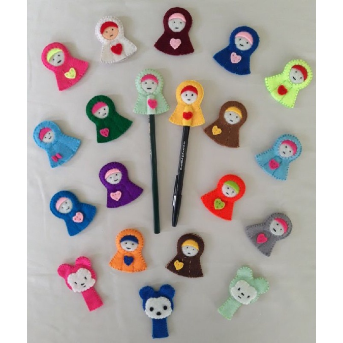 

Hiasan Pen dan Pensil