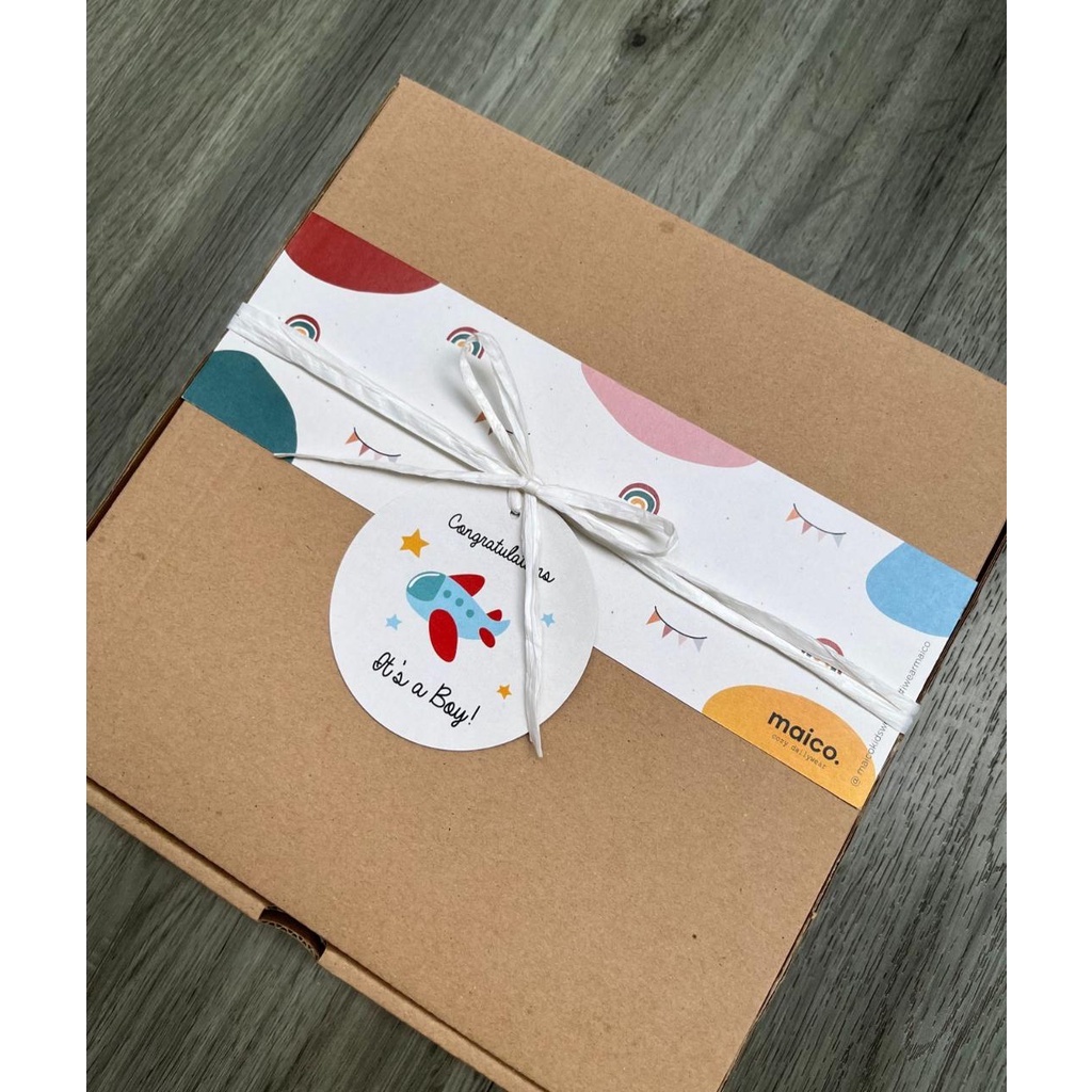 BABY GIRL GIFT SET HAMPER