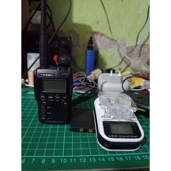 radio ht yaesu vx3r,receiver,vx,analog,scanner,scaner,handy talky,ht kecil,mini,unik,keren,polisi