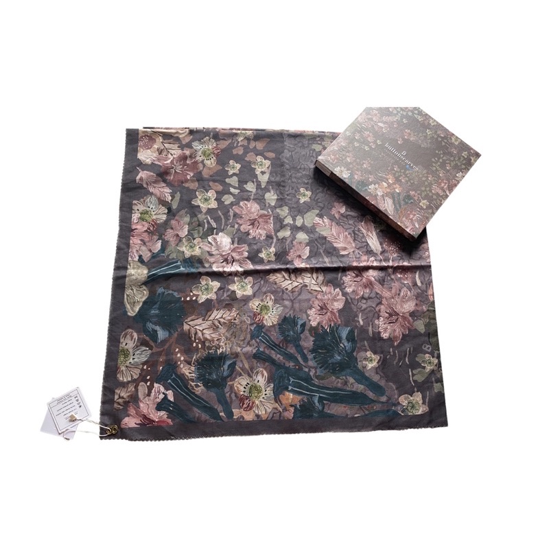 Buttonscarves The Daisy Voal Square Burlwood