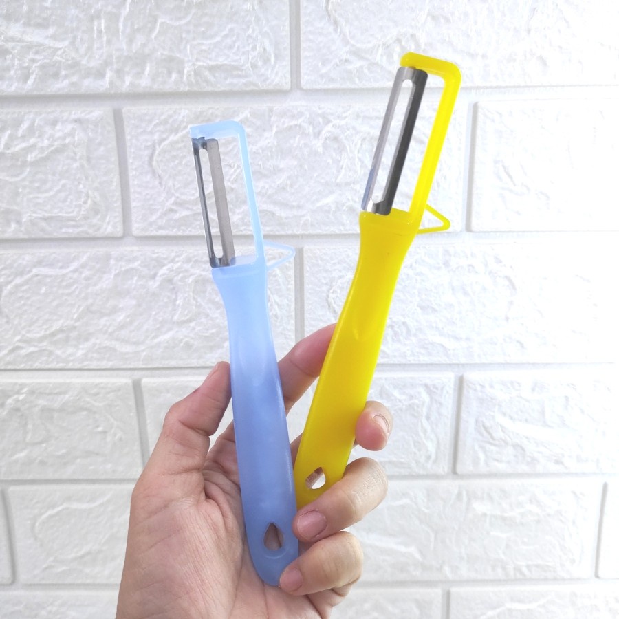 Peeler Pengupas Buah Sayuran Plastik Stainless Pisau Kupas Piler