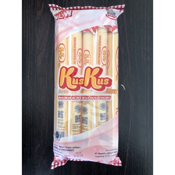 Kus kus Stick (minuman rasa yogurt)