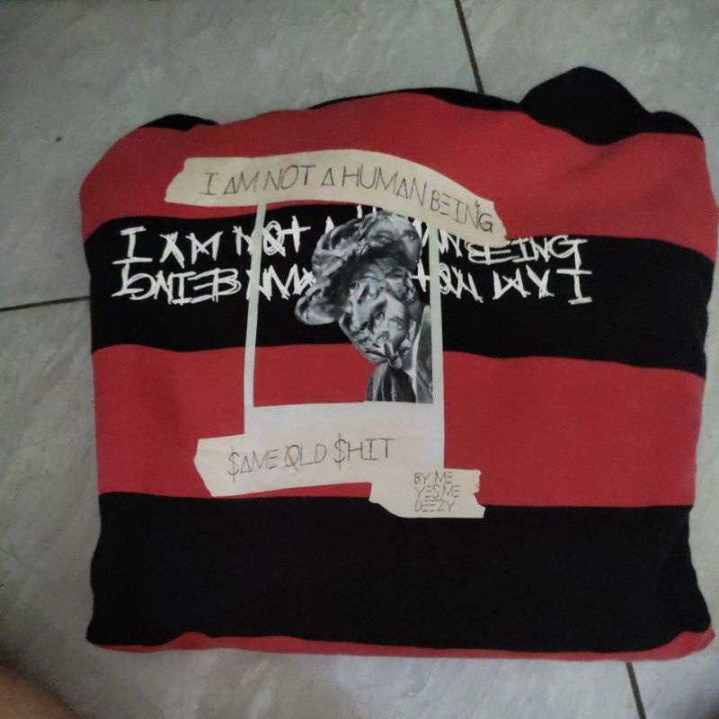 Hoodie I'm not Human Being