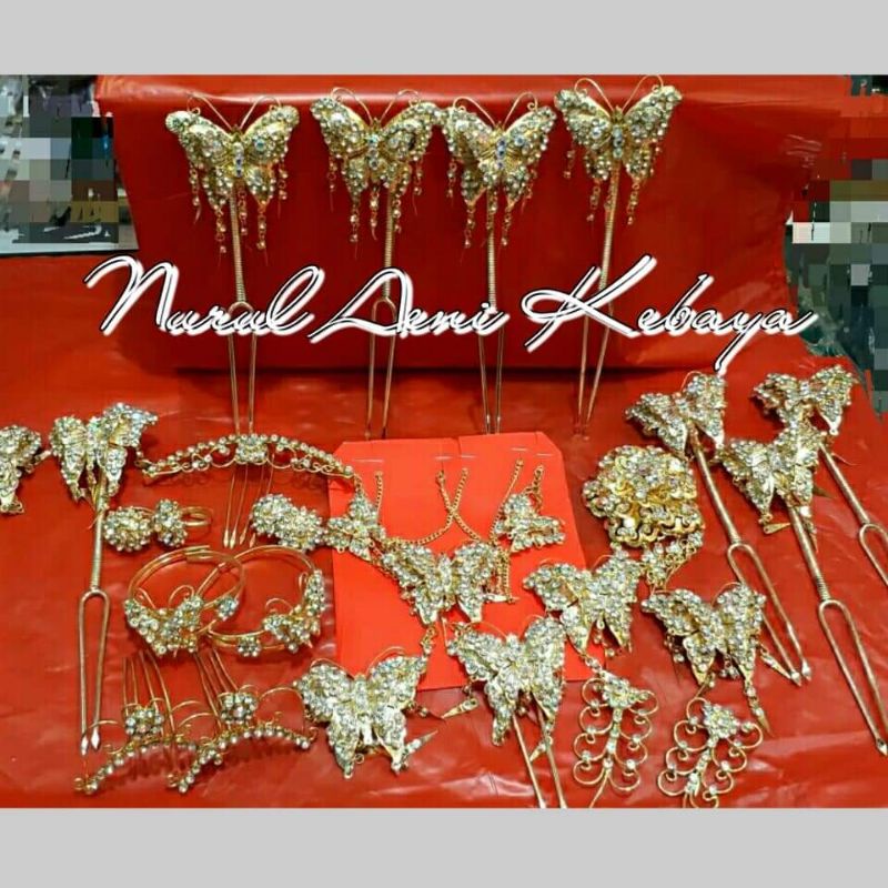 Set Mentul Solo Putri