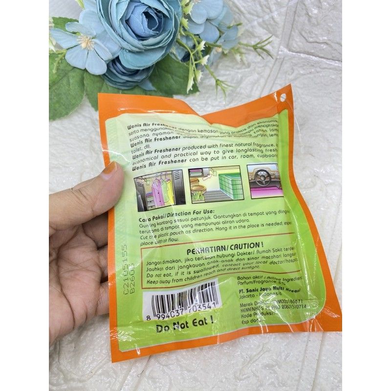 Pengharum ruangan Pewangi gantung Wenis Air freshener 50 gram