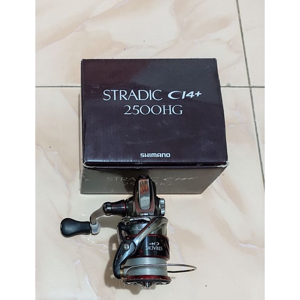 Reel Shimano Stradic Ci4+ 2500HG
