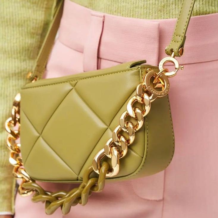 Harga Bersahabat.. 9.9 SALE  | CK Mini Danika Chunky Chain Padded Bag