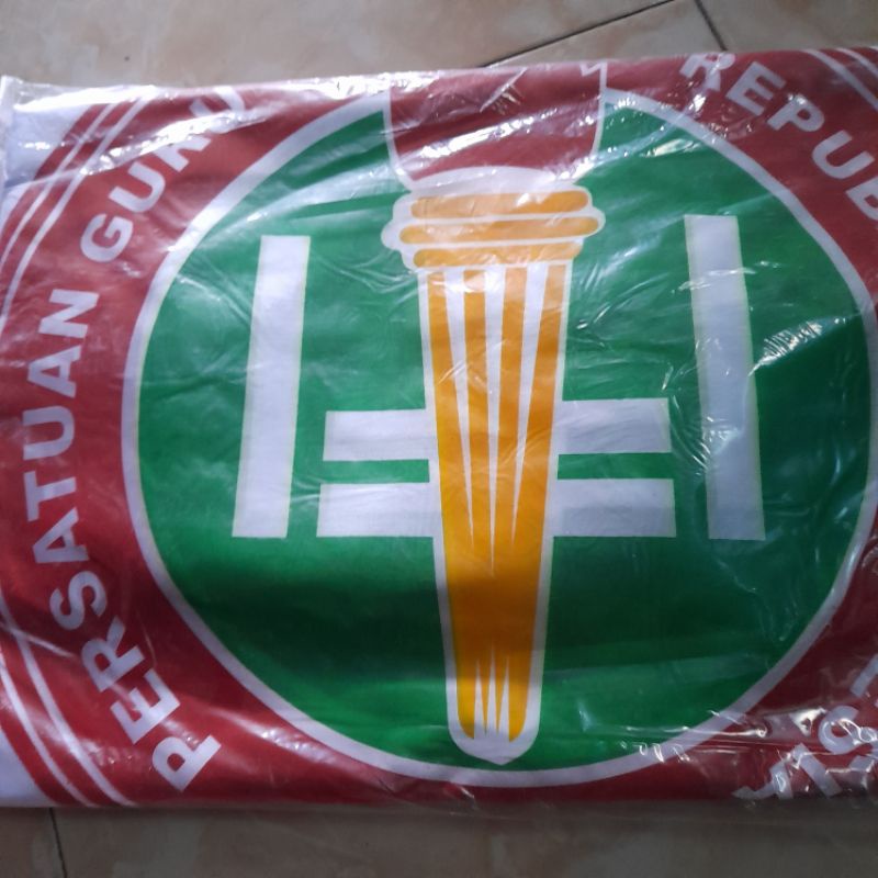 bendera pgri 8x12