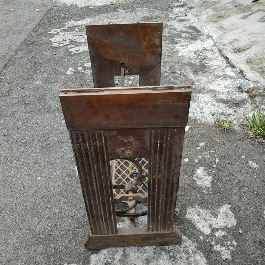 Sparepart Kaki mesin Jahit Pfaff Kayu Grab Only