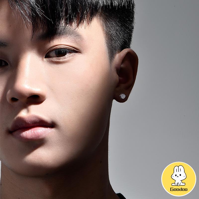 Anting-anting berlian bulat empat garpu pria untuk aksesori hip-hop punk zirkon wanita -Doo