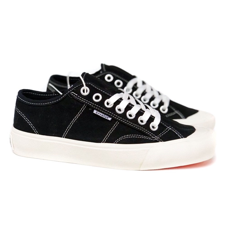 Sepatu Sneakers Kasual Pria Wanita CorvalueFootwear Bolivia Black White