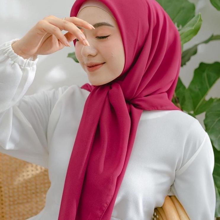 Stok Terbatas hijab segi empat BELLA SQUARE bahan pollycotton premium warna pink fanta / fuschia