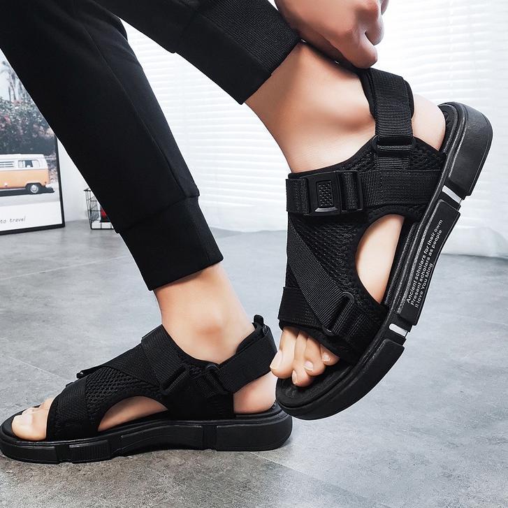 (COD-NJS3 [ COD + Kirim Hari ini ] 2022 Sandal Gunung Pria Baru/Sandal pria gaya Jepang/Sandal Pria 