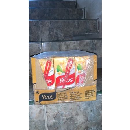 

MINUMAN KOTAK 250ML YEOS SOYA KEDELAI ISI 24 BY MALAYSIA