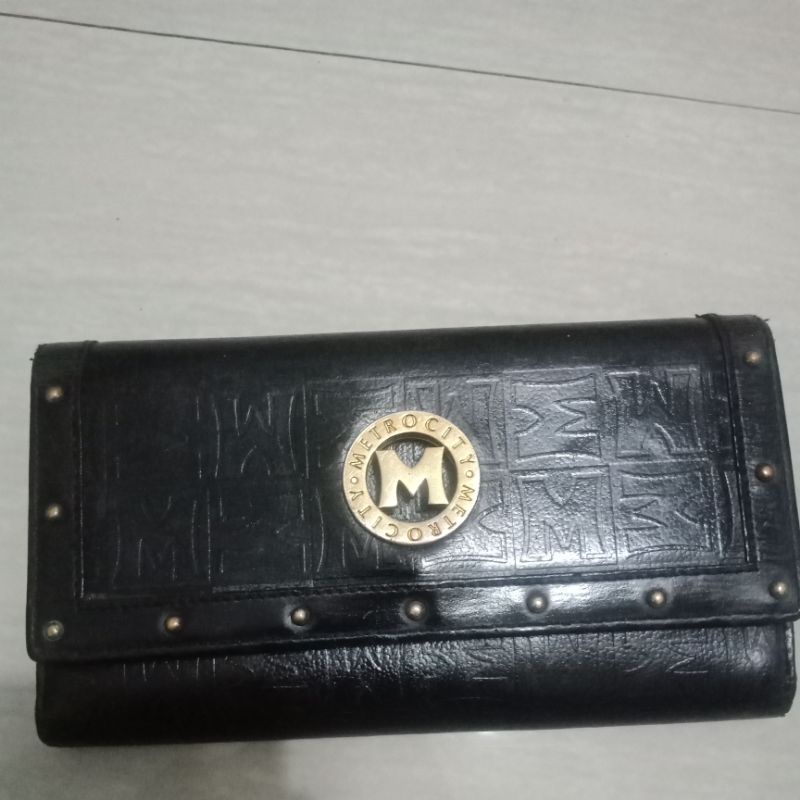 dompet metrocity preloved