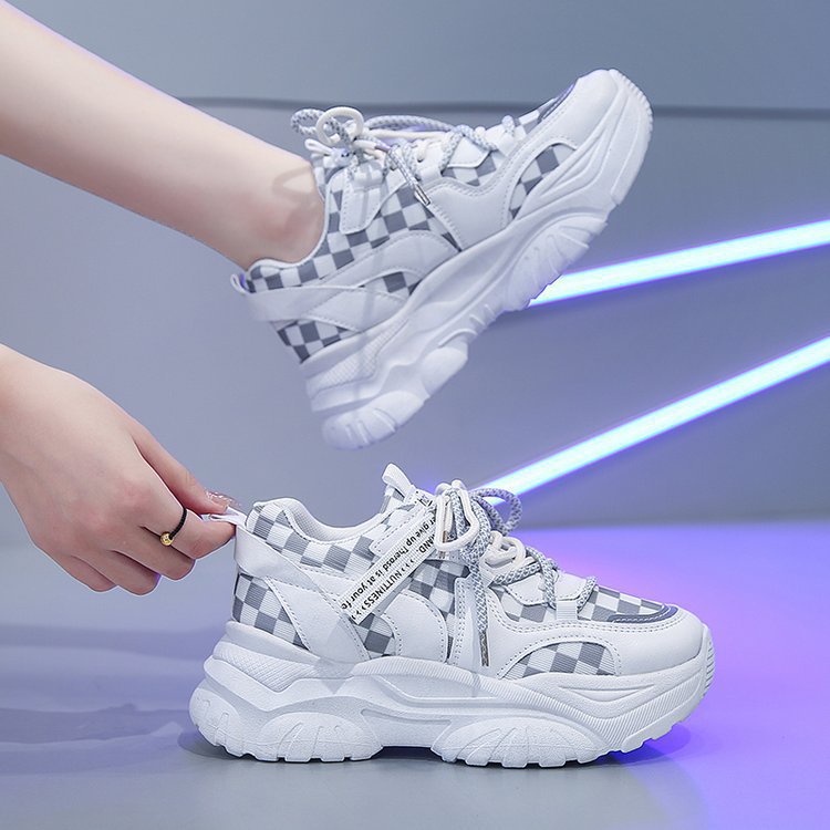 Sepatu Perempuan Import Sneaker Casual Wanita Fashion Sneakers Motif Catur Cewek Terbaru SP-210