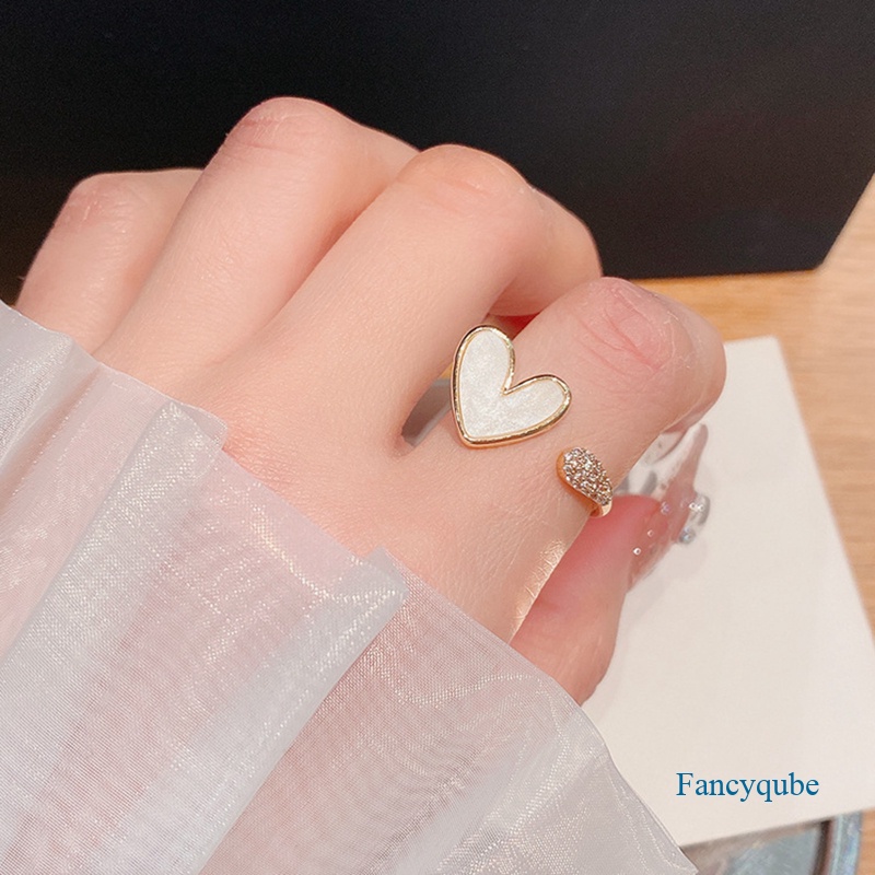 Fancyqube Cincin Model Terbuka Desain Hati Warna Emas Gaya Minimalis Untuk Wanita