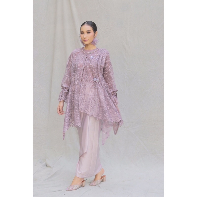 Sewa Kebaya Jaleela - Asha Vintage Violet
