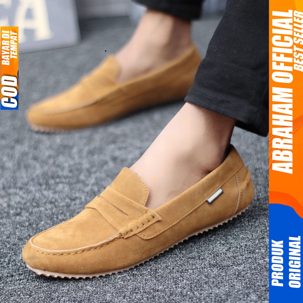 Sepatu Casual Slip On Santai Slop Antislip Hitam Kerja Pria Abraham Noah