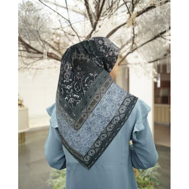 SALE HIJAB / NAZZ HITAM / COD / KERUDUNG VOAL MOTIF / SEGI EMPAT VOAL / JILBAB TERBARU / LASER CUT /