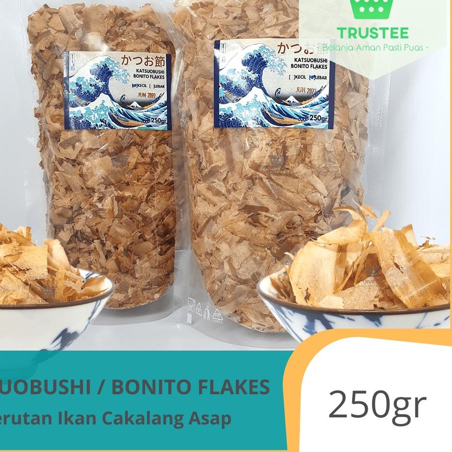 

HARGA GROSIR Katsuobushi / Shaved Bonito Flakes / Ikan Cakalang Asap Serut 250gr 
