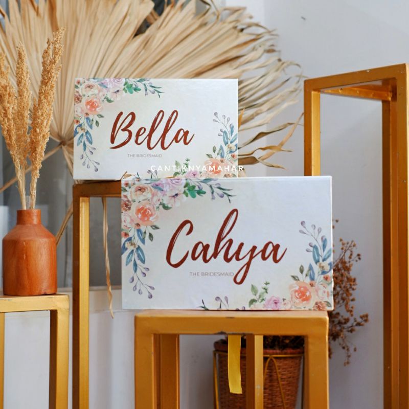 

Hard Box / Box Bridesmaid / Box Hampers / Gift box / Kotak Kado Set Hadiah