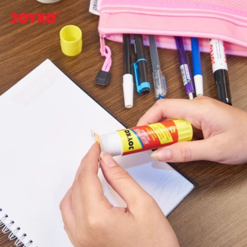 

Lem Stik - Glue Stick Joyko 15 g - Joyko Glue Stick Sedang GS-15 - Lem Kertas Batang Putar 15 gr