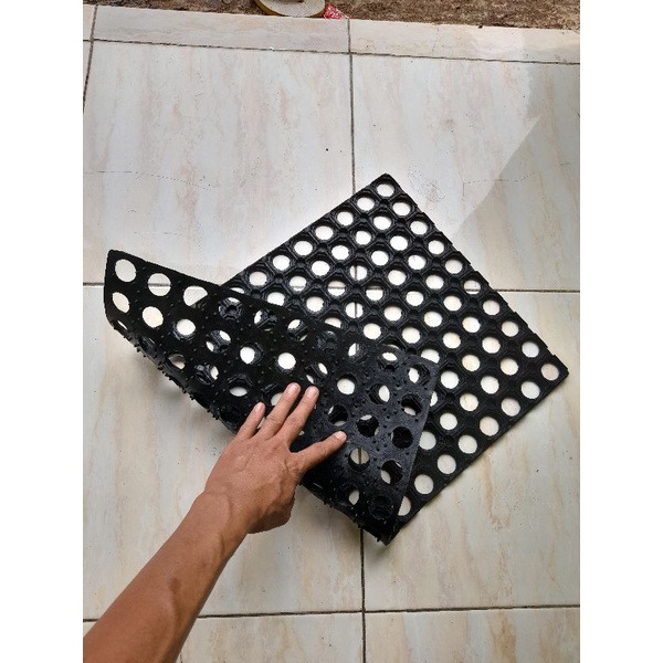 Keset karet anti slip kamar mandi ukuran 40x60