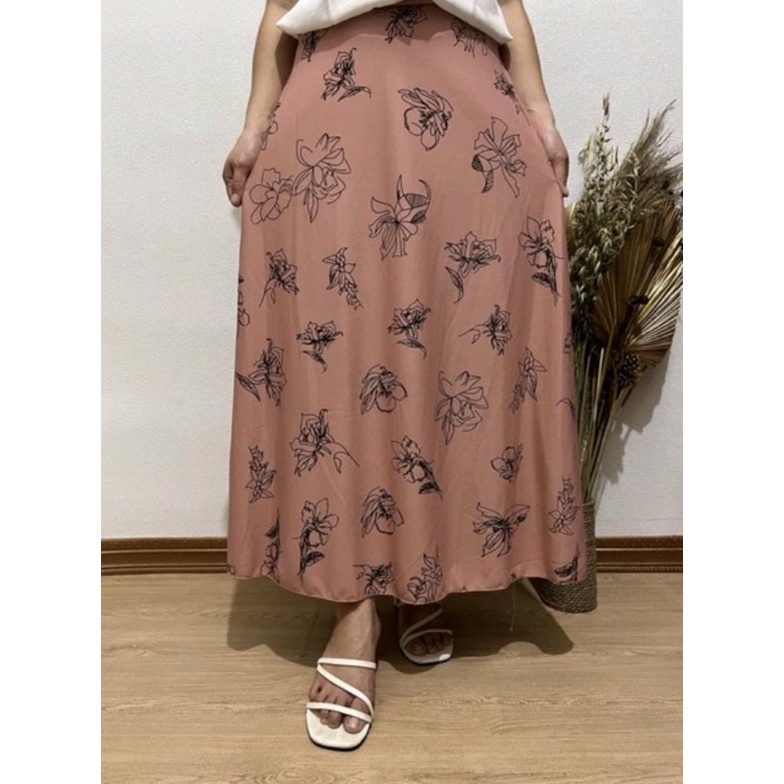 Rok Circular  / Rok  motif Bunga Sepatu