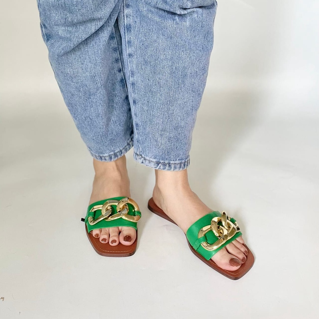 SANDAL WANITA ZS-3510 FLAT SANDALS WITH METAL CHAIN DETAIL