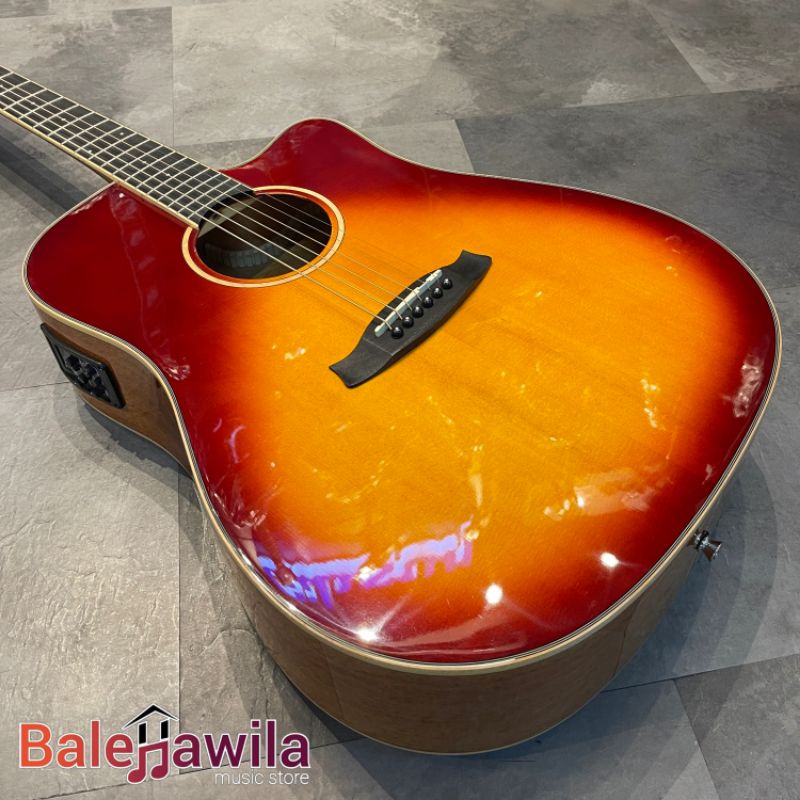 Gitar Akustik Elektrik Tanglewood TW5 ESB Gitar Tanglewood TW4 ESB