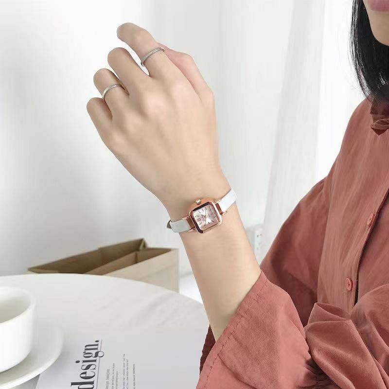 jam tangan wanita kecil segar jam tangan kuarsa gula batu kecil Jam tangan wanita fashion trendi