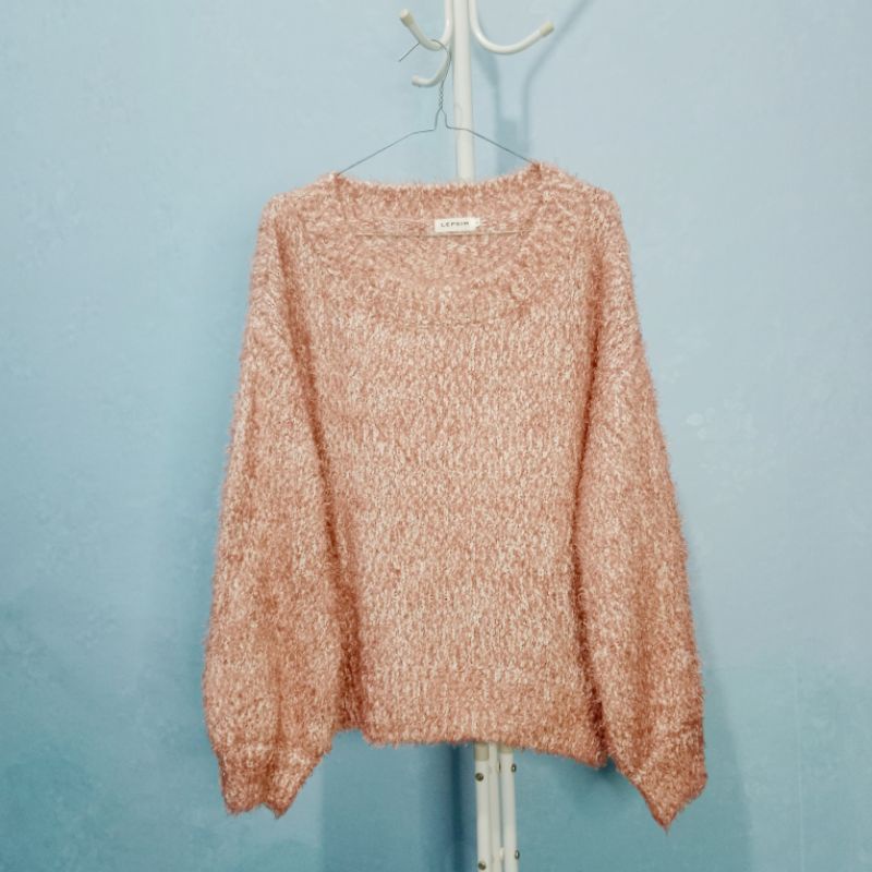 Sweater Rajut Fuzzy Lengan Balon