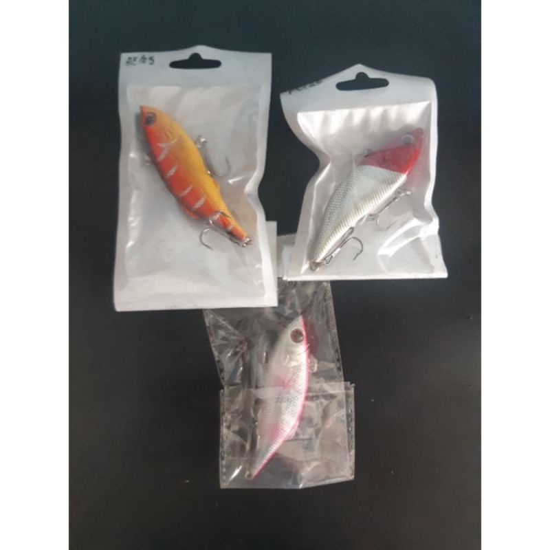 UMPAN MAINAN IKAN KERAS