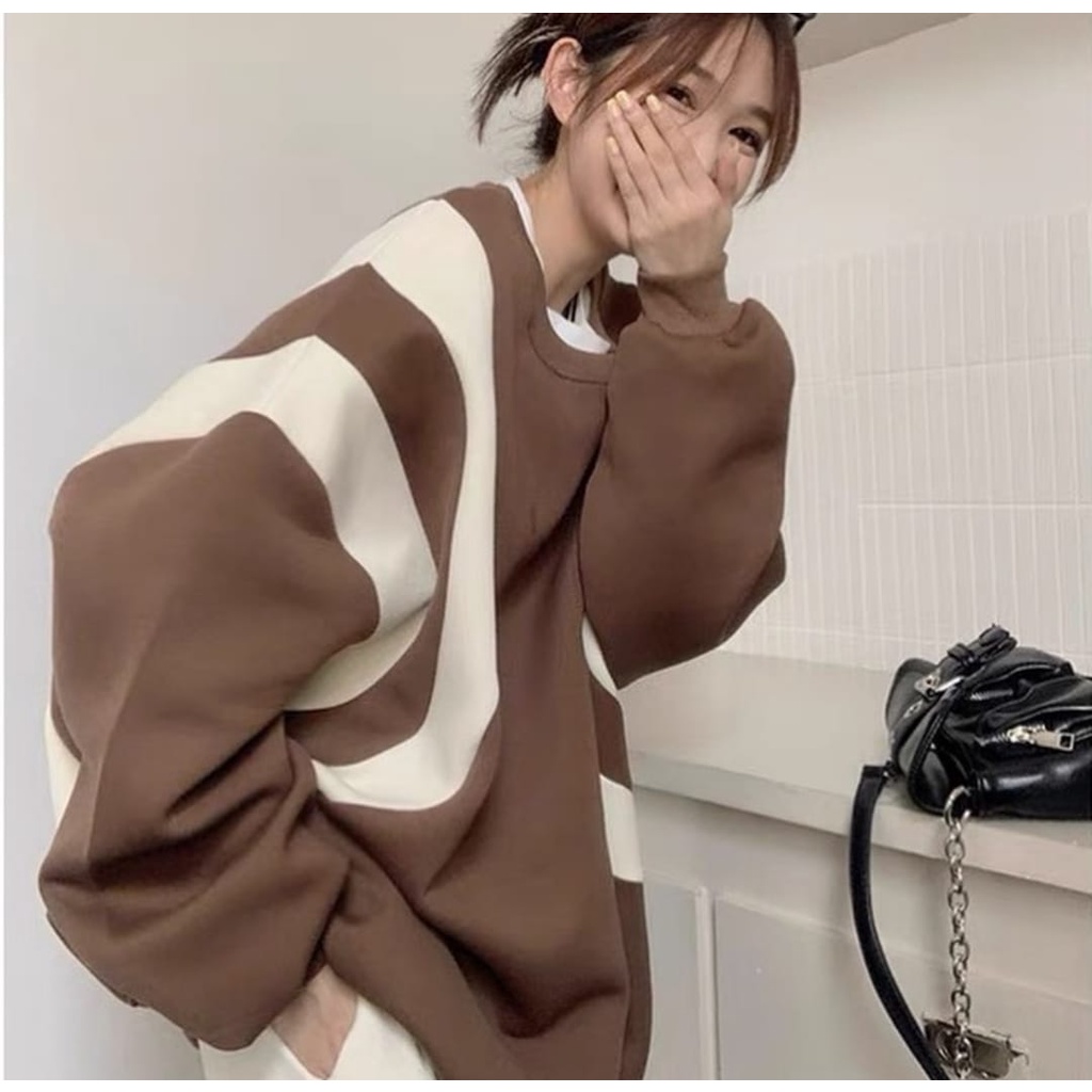 LINES SWEATER OVERSIZE CREWNECK WANITA KOREAN STYLE - TERBARU